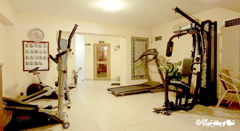 سالن بدنسازی هتل پالم